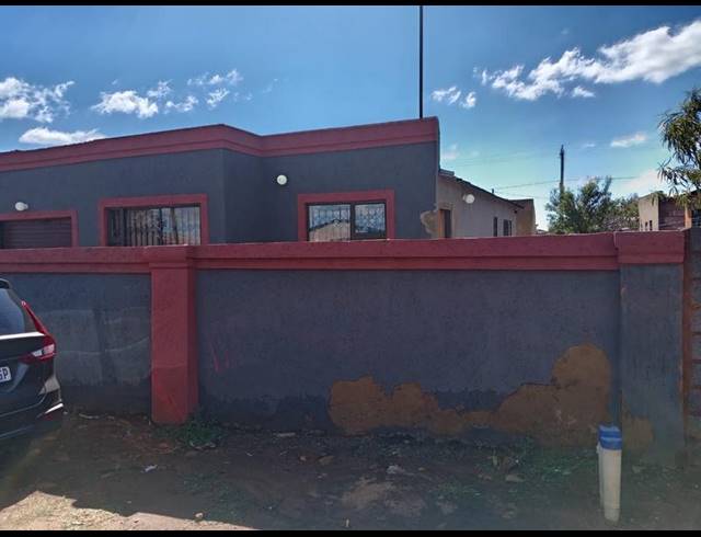 2 BEDROOM HOUSE FOR SALE IN GREENFIELD